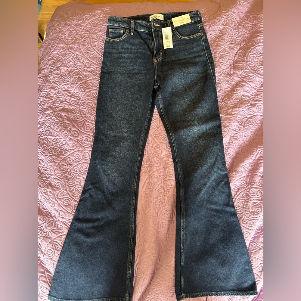 Abercrombie & Fitch 27 Flare Jeans